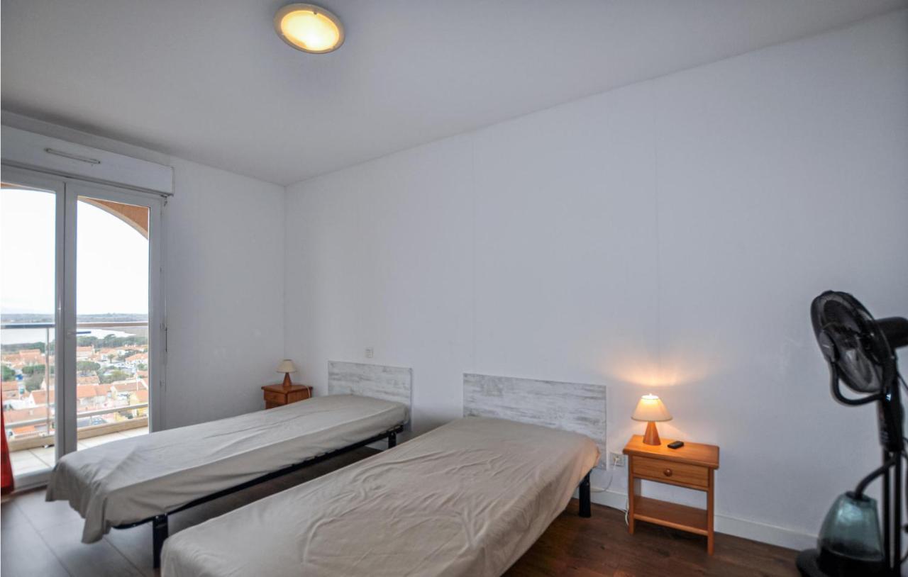 3 Bedroom Nice Apartment In Canet En Roussillon Extérieur photo