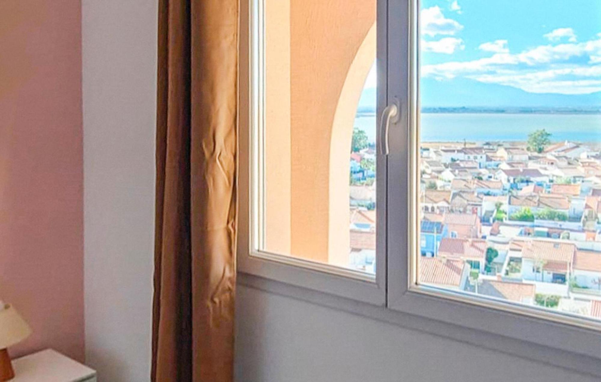 3 Bedroom Nice Apartment In Canet En Roussillon Extérieur photo